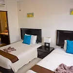 3 Bedroom Penthouse With Private Rooftop + Jacuzzi, Pool, Gym & Beach Club, Sabbia