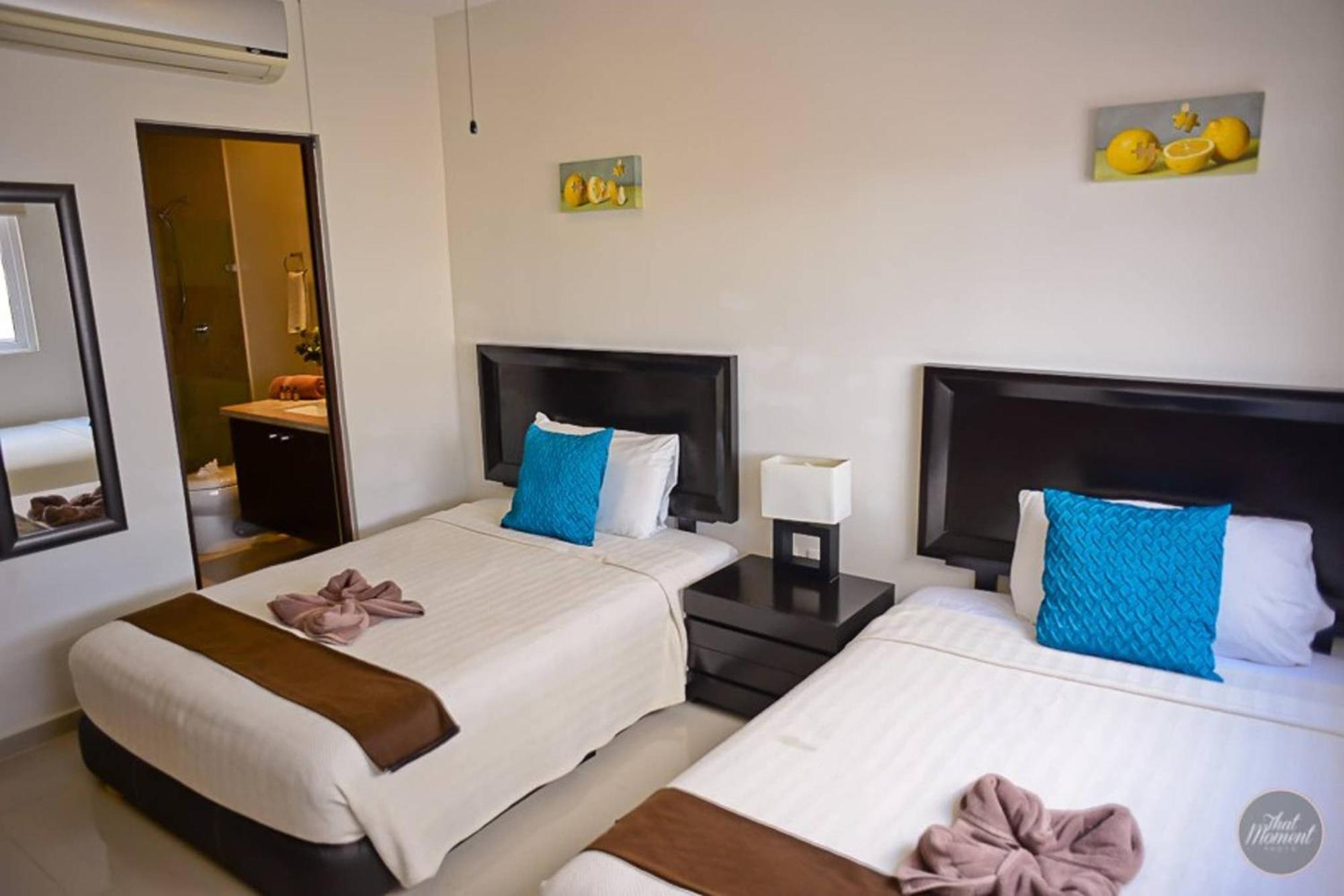 Holiday home 3 Bedroom Penthouse With Private Rooftop + Jacuzzi, Pool, Gym & Club, Sabbia *